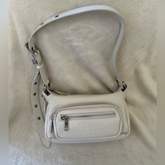 MARGESHERWOOD Outpocket Hobo Mini bag in cream glossy leather - Picture 5 of 10